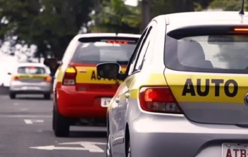 CCJ determina que veículos usados em autoescolas terão idade máxima