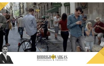 A TECNOLOGIA ESTÁ NOS DEIXANDO ANTISSOCIAIS. SERÁ?