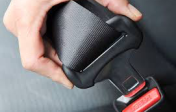 Ainda precisamos de campanhas sobre uso do cinto de segurança