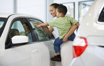 Veículo em nome de menor – Ilegalidade praticada pelo DETRAN