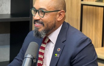 Aplicativos de entrega e a regulamentação do motofrete