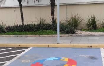 A importância das vagas de estacionamento para pessoas com o espectro autista