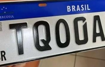 Placa veicular: entre a omissão e a chance de avançar na segurança no trânsito