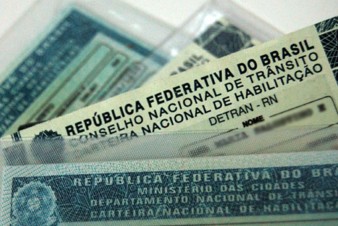 Mudanças na CNH: 370 mil motoristas terão carteira renovada automaticamente