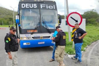 Câmeras identificam transporte clandestino de passageiros e condutores são autuados