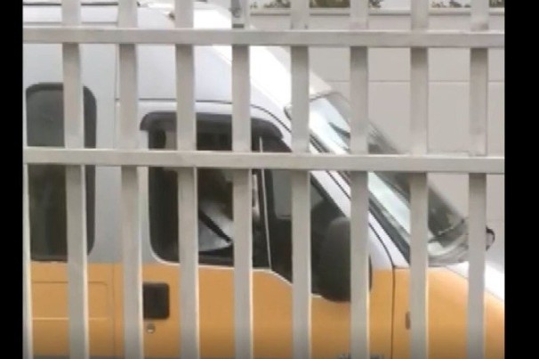 Vídeo: motorista de van agride aluno deficiente em Campinas