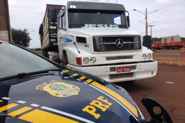 Paraibanos são presos ao tentar transportar carga de uma tonelada de maconha