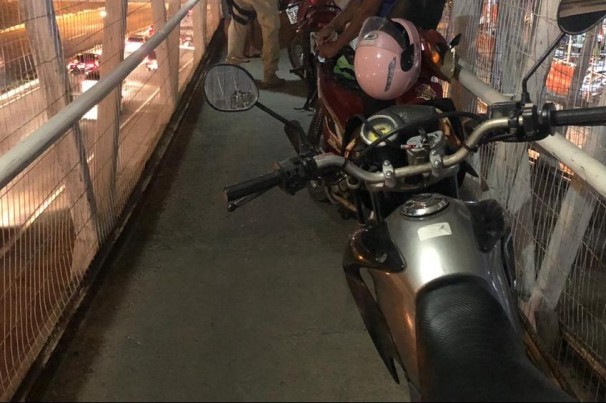 Polícia Rodoviária Federal realiza blitz em passarela na grande João Pessoa