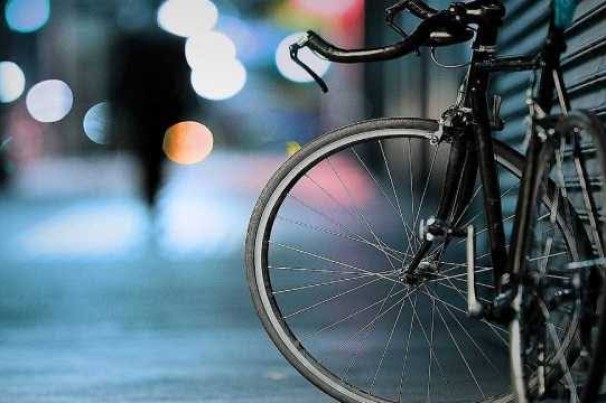 Projeto de Lei exige treinamento específico de motoristas de ônibus para preservar ciclistas
