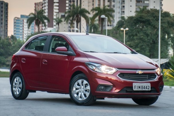 Novo Onix hatch: ranking das melhores versões