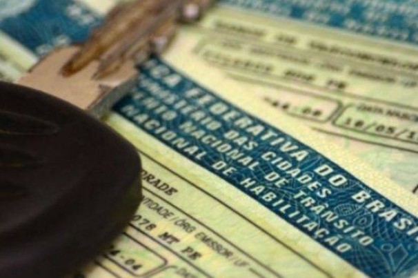 Câmara quer criar loteria do bom motorista para premiar quem não comete infração