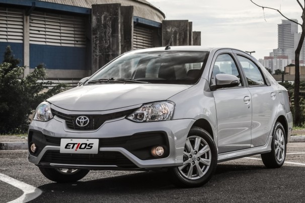 Brasil só tem 18 carros novos que custam menos de R$ 100 mil; veja a lista