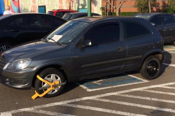 Vaga de estacionamento para deficientes. O que precisamos saber?