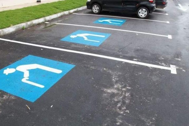 Como pedir cartão do idoso para estacionamento, mesmo sem CNH