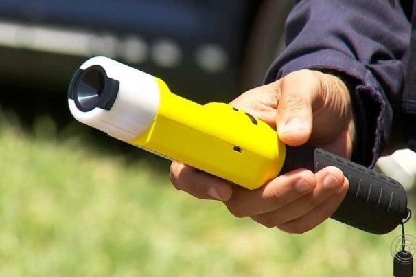 Bafômetro que detecta uso de álcool por meio da fala será testado em BH durante o Carnaval
