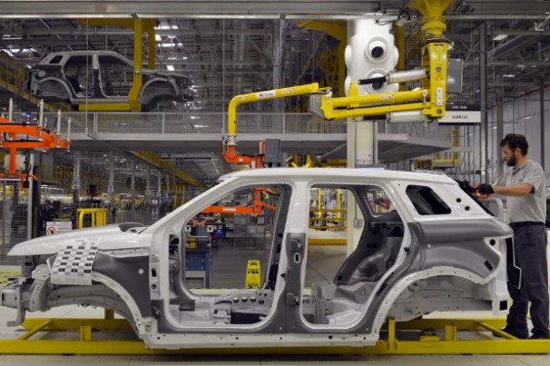 Hyundai, Nissan e Land Rover suspendem produção