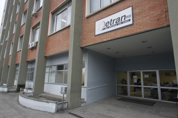 Detran-RS retoma exames teóricos