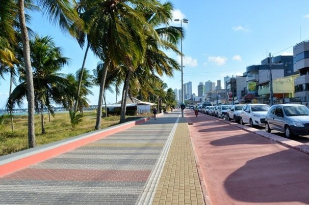 Semob-JP estabelece multa para quem estacionar na orla