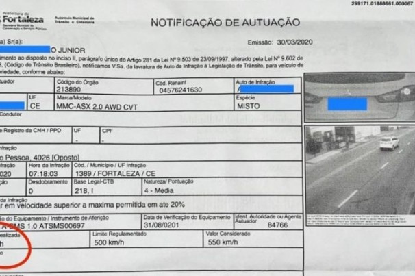 Motorista recebe notificação de multa a 620 km/h