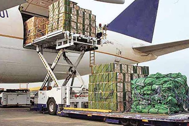 Transporte de carga aérea despenca 48%