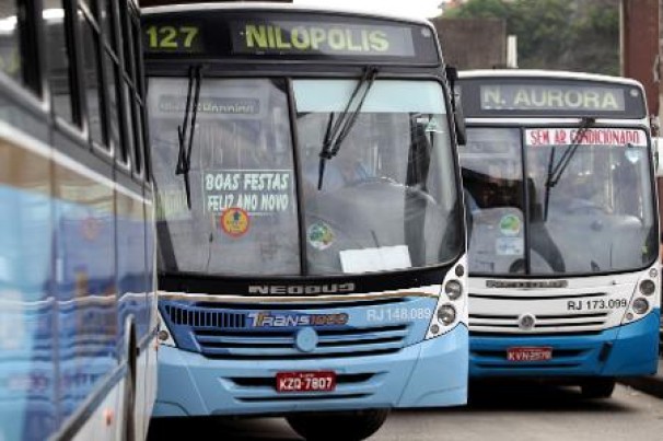 Governo do RJ libera transporte intermunicipal