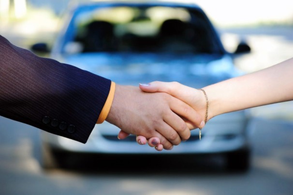 O que devo saber antes de vender meu carro?