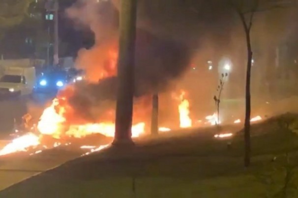 Avião de pequeno porte cai na Zona Norte de SP