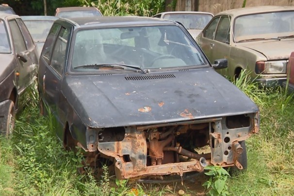 Contran revoga baixa automática de carros irregulares