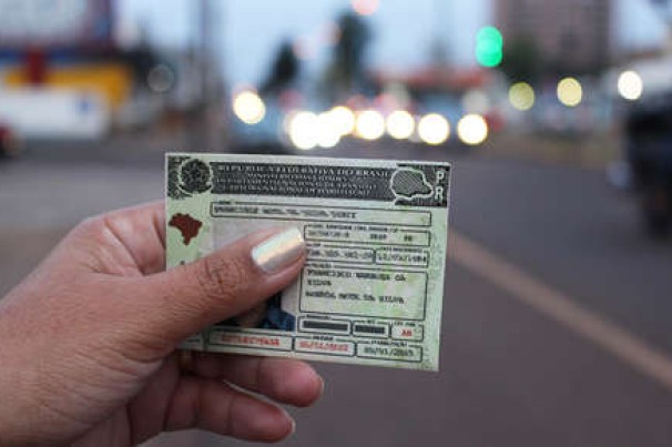 Projeto de lei propõe aumentar punição para motorista não habilitado