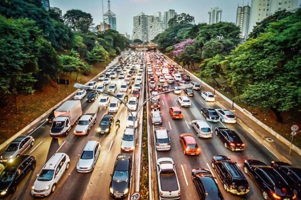 SP reduz velocidade de 50 para 40 km/h em vias da capital