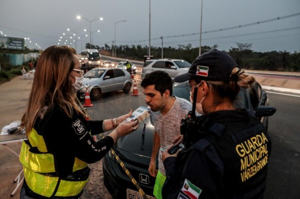 Lei Seca nas rodovias: infrações de trânsito dobram e novas informações são divulgadas
