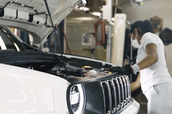 Com prejuízos bilionários, ainda vale a pena produzir carros no Brasil?