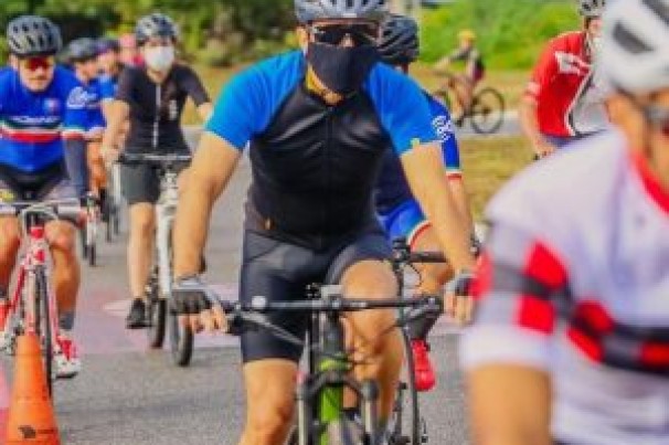 Com pandemia e aumento de combustíveis, cresce o número de ciclistas