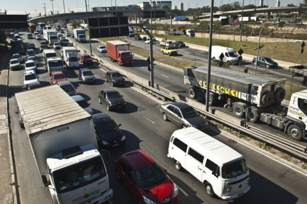 Contran abre consulta pública de 15 resoluções para aprimorar regras de trânsito