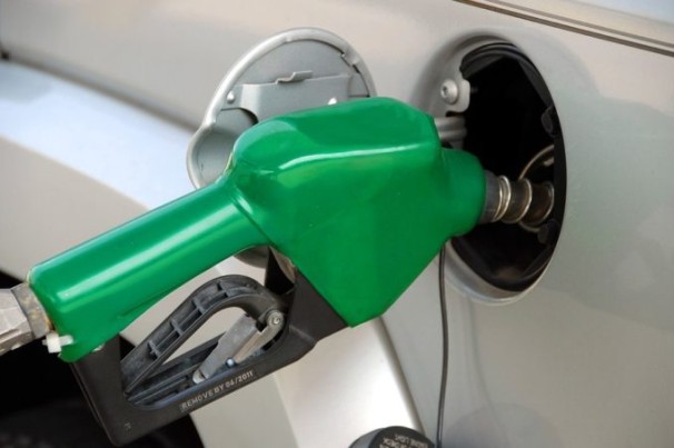 Aumento do ICMS eleva custo da gasolina e do diesel em 2026