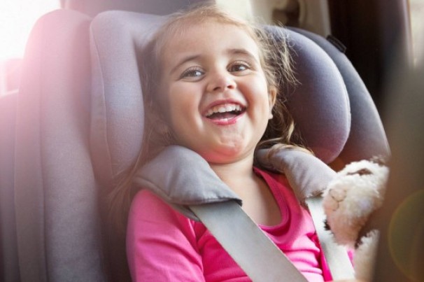 10 acessórios que todo carro com bebê precisa ter
