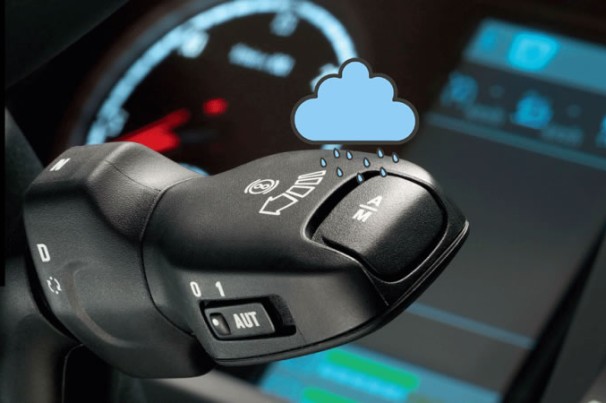 Pode usar freio motor ou retarder na chuva?