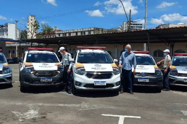 Agentes de transporte e trânsito recebem nova frota de veículos