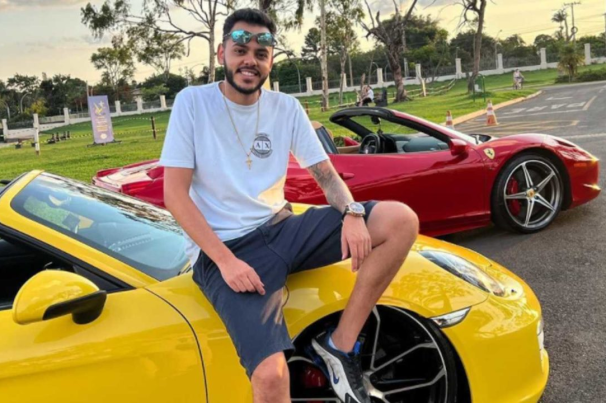 23 carros apreendidos em operação que envolve youtuber