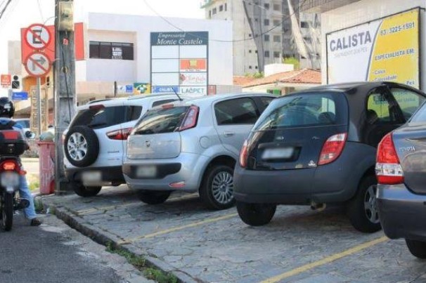 É ilegal criar estacionamento privativo?