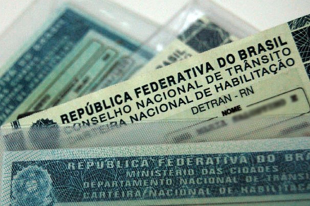 Demora para tirar a CNH? Detran fala sobre agendamento dos exames