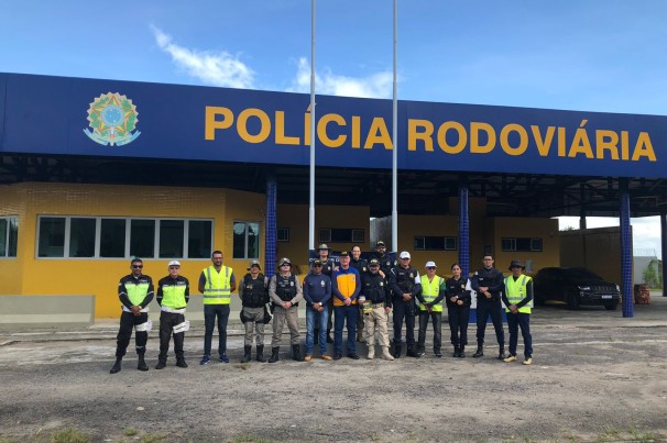 PRF inicia campanha Maio Amarelo para alertar sobre trânsito
