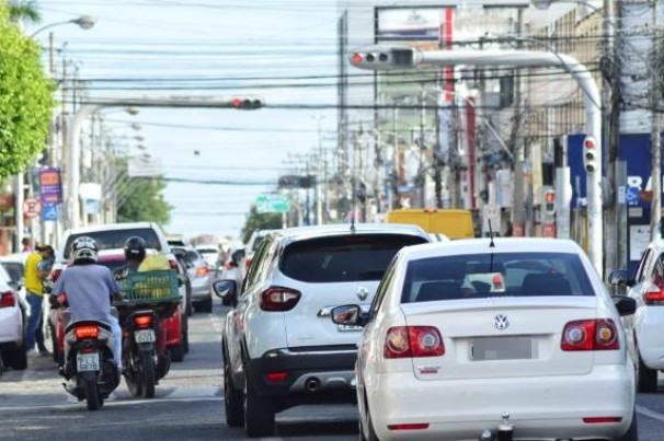 Rumo às Festas com Segurança: Cuidados Essenciais nas Estradas
