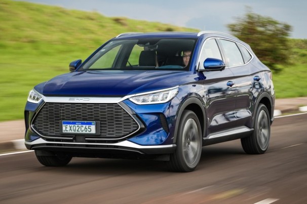 BYD supera Tesla na Europa pela primeira vez com aumento de 169% em vendas