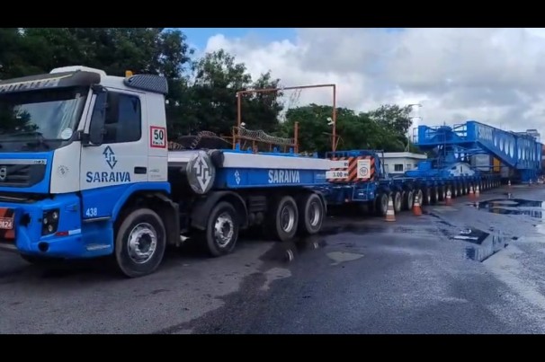 PRF da Paraíba inicia escolta de transformador de energia de 250 toneladas nesta terça