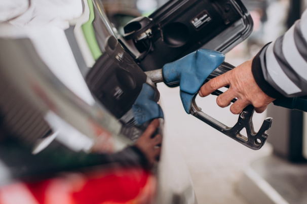 Combustível mais caro em 2026: entenda quanto os preços vão subir