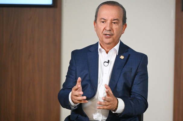 Governador de SC barra Renan Filho e reage à CNH Brasil por risco à segurança viária