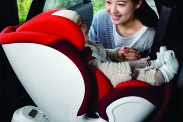 Xiaomi lança cadeirinha veicular giratória para crianças de até 12 anos