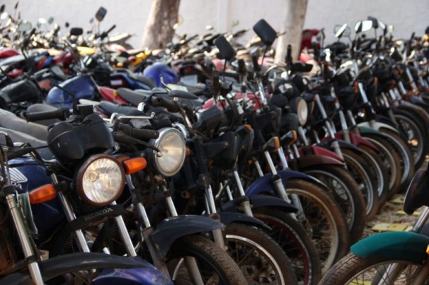 Detran marca leilão de 800 motos com lances a partir de R$ 10