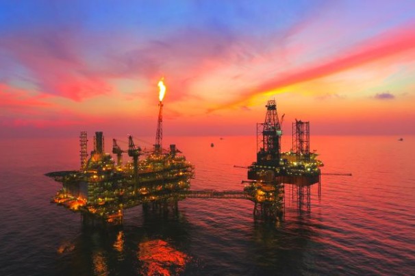 Mercado de petróleo sinaliza recuperação